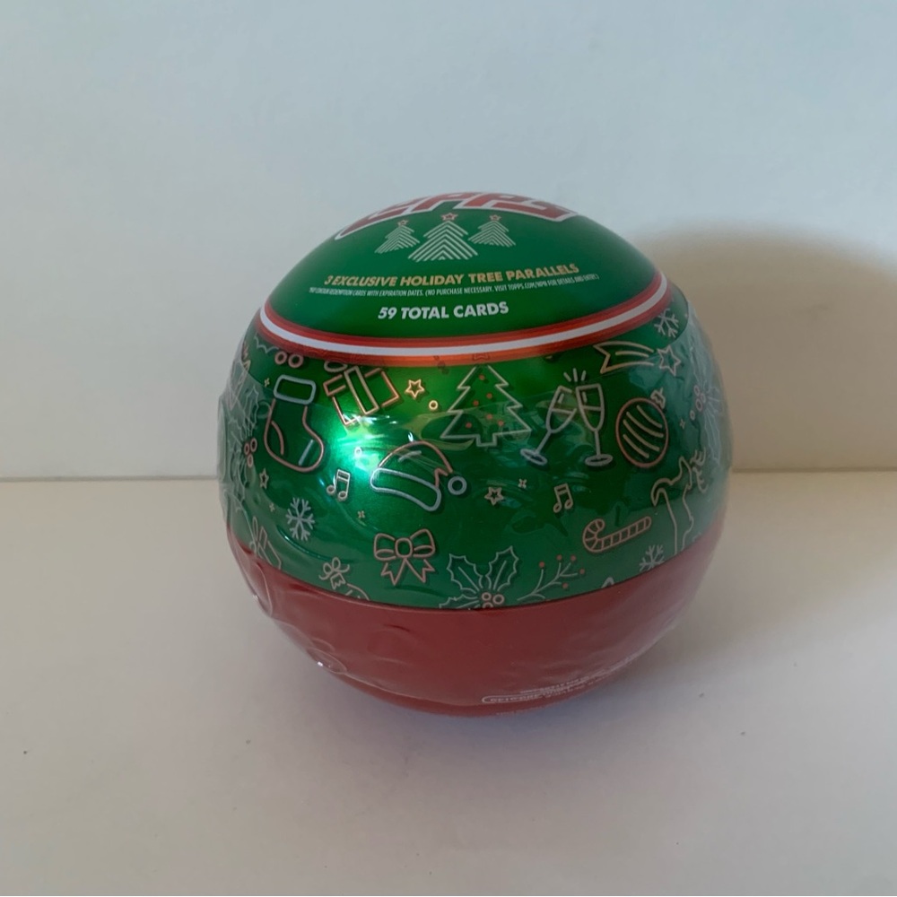 NWT. TOPPS 2024 Holiday Tin Baseball Cards - Picture 3 of 7